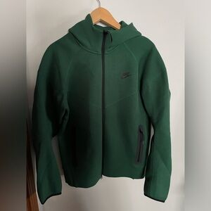 Nike Tech Fleece Windrunner Green Hoodie Jacket Men’s Size Medium FQ1883-341